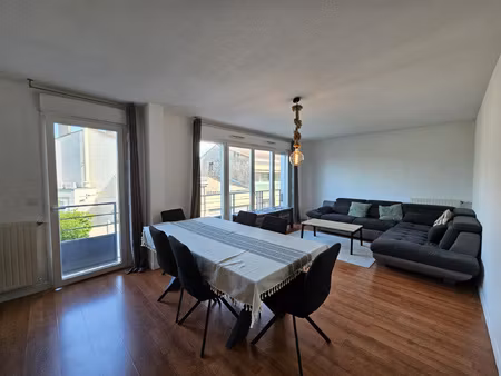 bordeaux - st genès - très joli t2 meublé de 56 m2