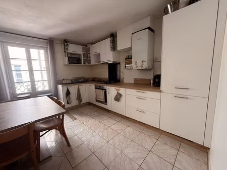 location appartement 3 pièces  64.51m²  carcassonne