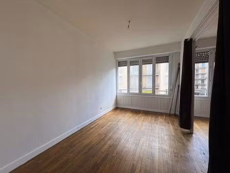 appartement f2 - 72m² - chauffage compris dans les charges   le puy en velay