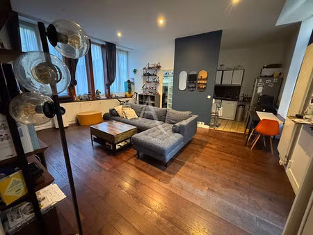 appartement 58 61m²  3 pièces arts et métiers