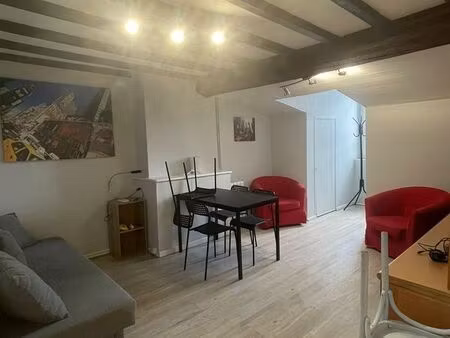 t1 bis meuble hyper centre