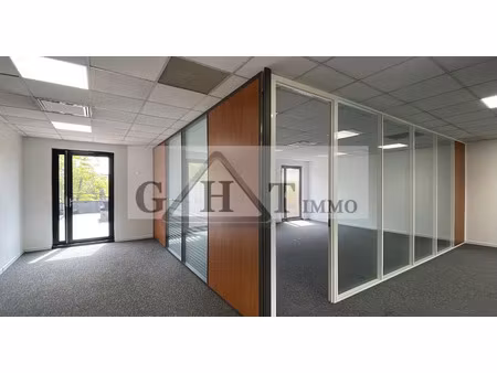 à louer bureau de 106 m²