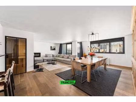 duplex luxueux avec 2 terrasses ensoleillées et 4 chambres …