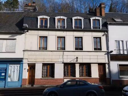 immeuble 215 m2