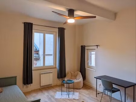 studio hypercentre - rénové à neuf