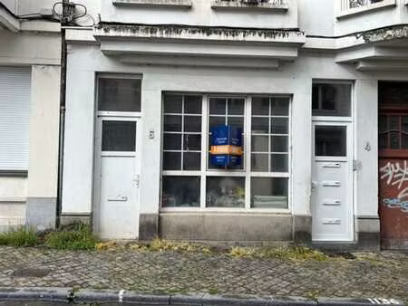 rez-de-chaussée commercial à vendre à verviers