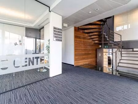 bien professionnel à louer à thines € 1.900 (lprif) - immobilière hendrix entreprise | zim