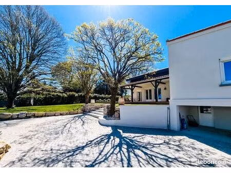 maison familiale à louer à aigrefeuille – 190 m²  piscine  climatisation et dpe b+