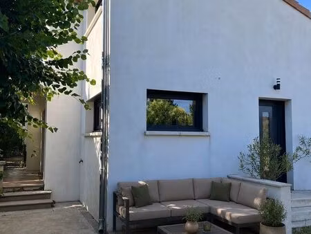 villa 6 pièces 200m2