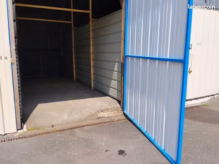 location box stockage camping car bateau caravane 90 charges comprises