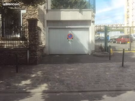 parking en sous sol fermé