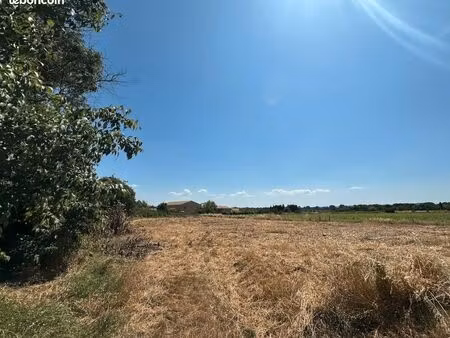 terrain 640 m² saint chaptes