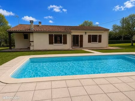 propriété à vendre avec piscine à la campagne