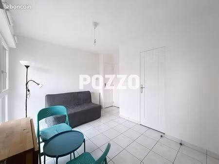 studio 1 pièce 17 m²