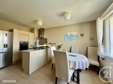 appartement 3 pièces 62 m²