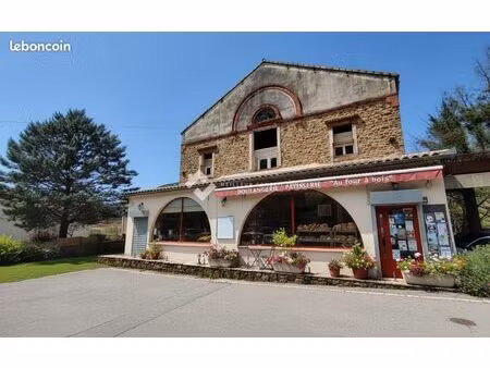 immeuble 414 m² gagnières