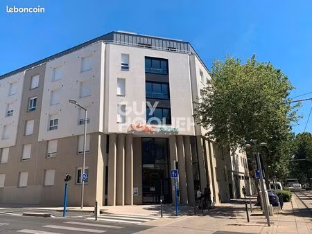 studio 1 pièce 18 m²
