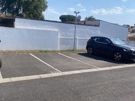 parking centre ville la hume