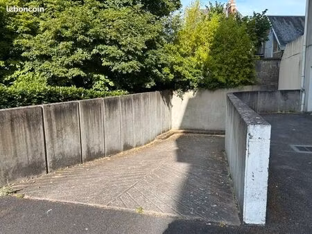 garage souterrain tours nord