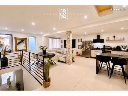 maison de ville 4 pièces 106 m²