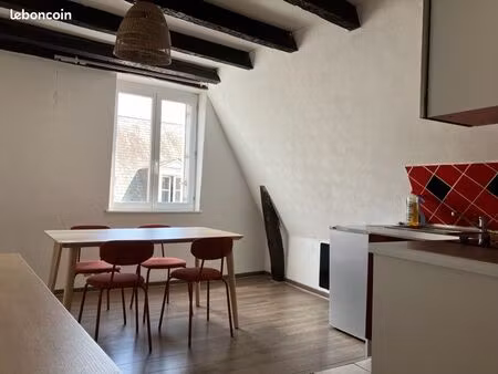 loue duplex rue colbert