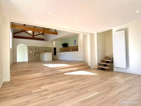 maison en pierre