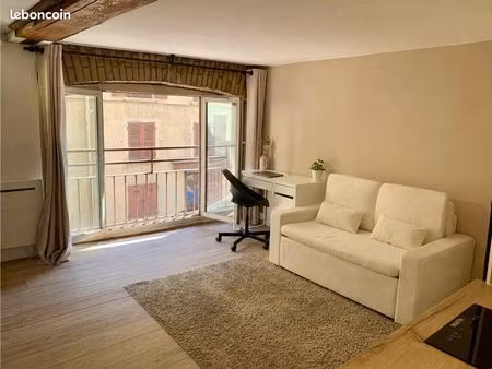 studio entièrement rénové – quartier saint-laurent – au pied de la bastille