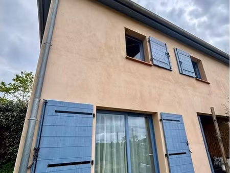 villa individuelle t4 - résidence securisee- piscine - garage - jardin