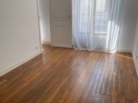 3 pièces traversant à louer non meublé