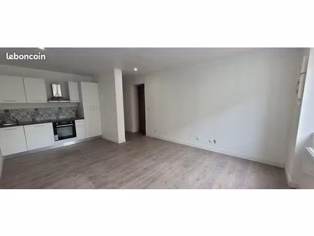 bel appartement t2 refait à neuf