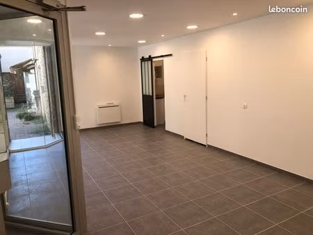 local/bureaux