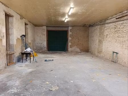 garage / parking