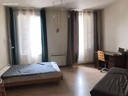 a louer blois centre studio meublé 29m2
