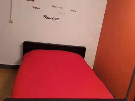 chambre meublé