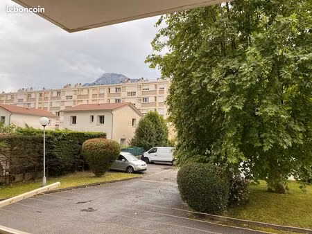 appartement traversant de 5 pièces 84 m²