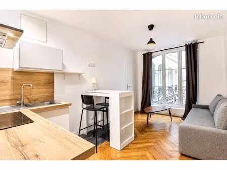 studio 22 m2 place hôtel de ville
