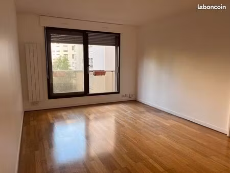 à louer – charmant appartement de 46 m² à vanves  quartier le plateau  situé au 3ème étage