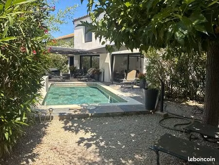 villa avec piscine