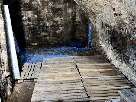 espace de stockage cave voûtée