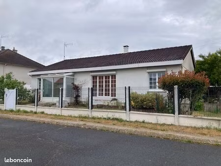 vends maison de plain pied à salbris