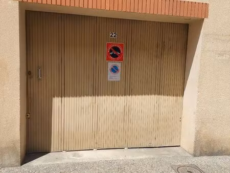vends garage fermé 18m2