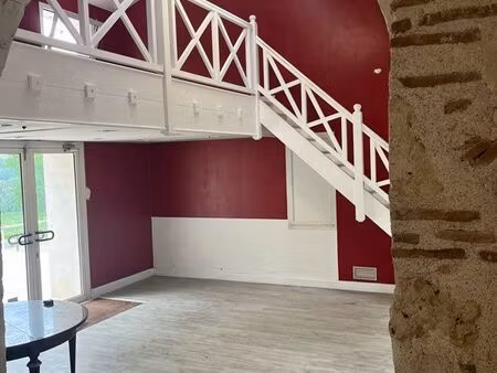 local de stockage 80 m2