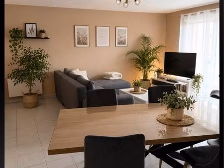 à vendre – superbe t3 entièrement rénové à ambarès