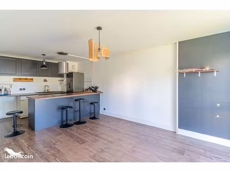 appartement 3 pièces 55 m²