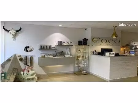 fonds de commerce prêt-à-porter 62 m²