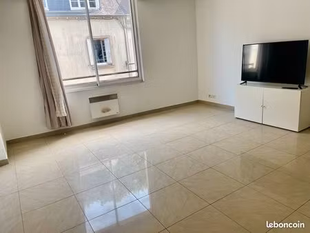 appartement duplex 70 m² – centre-ville de quimper