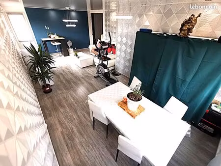 appartement t4 de 80m² de haut standing refait à neuf avec balnéo dans résidence sécurisée