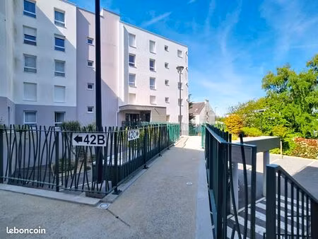 t2 de 48 2 m² avec balcon