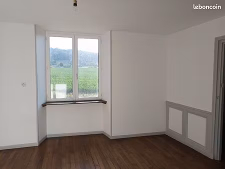 à louer – appartement 3 pièces 47 m² – faubourg de langres