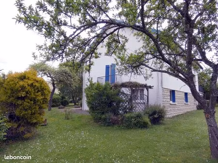 260604/fl - verdun  maison familiale de caractère de 220 m² . cadre verdoyant et calme  te